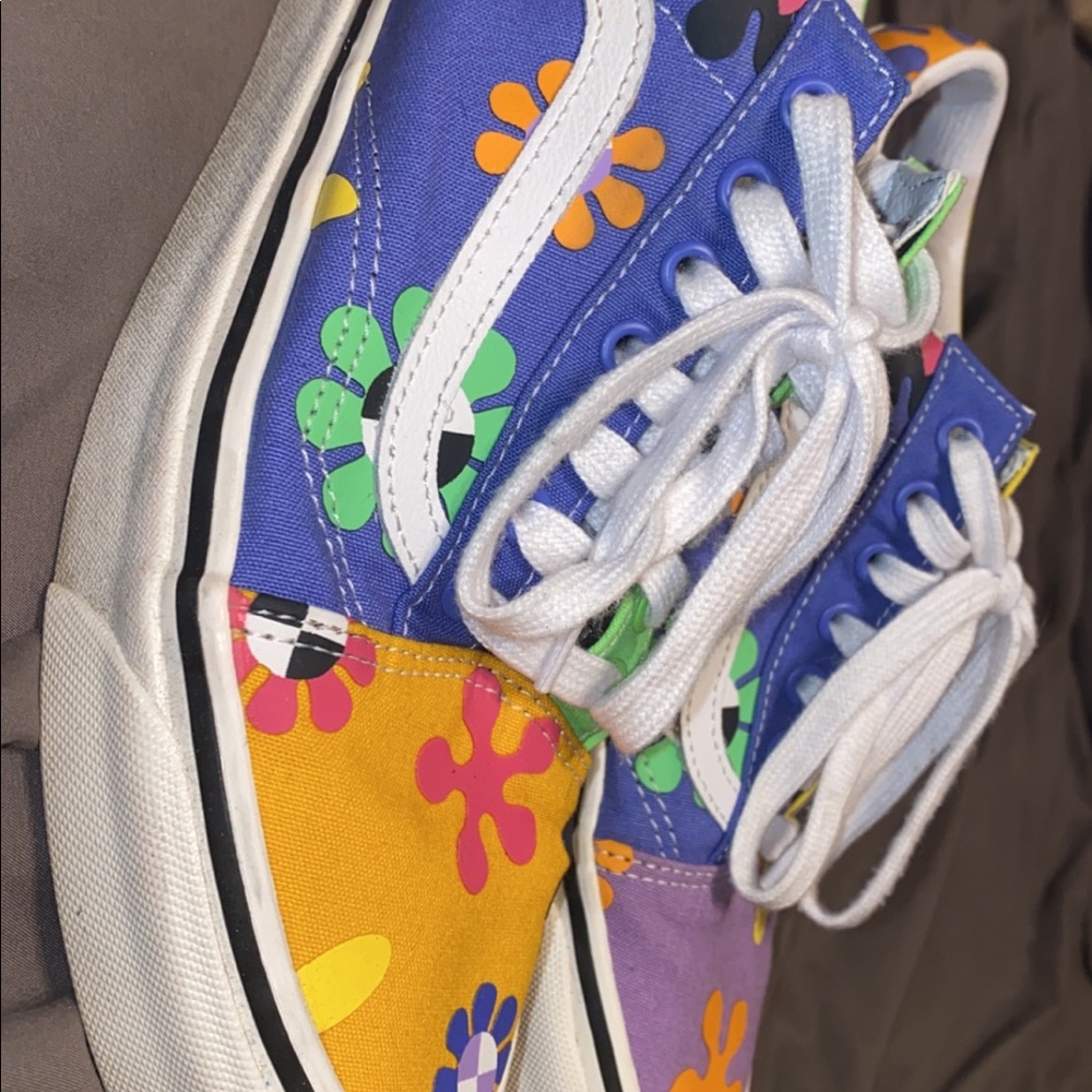 Nickelodeon Vans - Picture 4 of 7